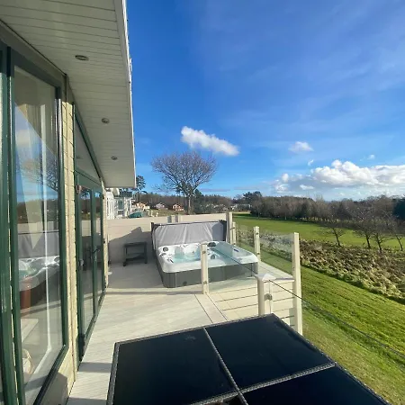Hot Tub Lodge With Panoramic Views & Free Golf Swarland Exterior photo