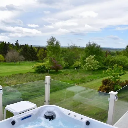 Hot Tub Lodge With Panoramic Views & Free Golf Swarland Exterior photo