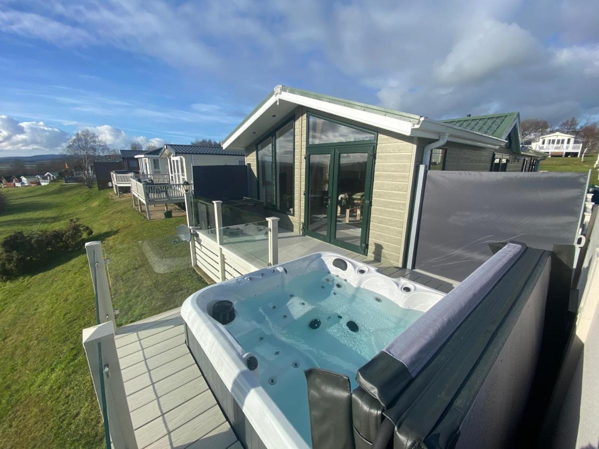 Apartment Hot Tub With Panoramic Views & Free Golf *